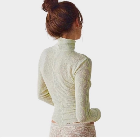 Free People light green intimately you & I floral turtleneck small - Picture 3 of 6